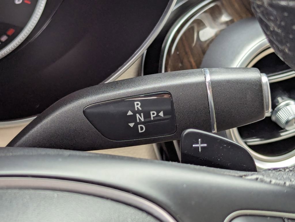 Used 2018 Mercedes-Benz GLC 300 4MATIC image 16