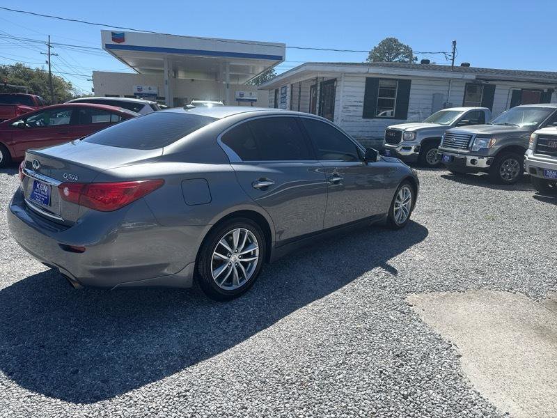 Used 2015 INFINITI Q50 2.0t w/ Moonroof Package AWD/4WD image 4