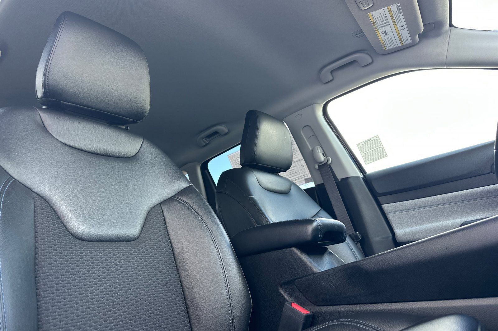 Used 2022 Jeep Compass Latitude w/ Convenience Group image 19