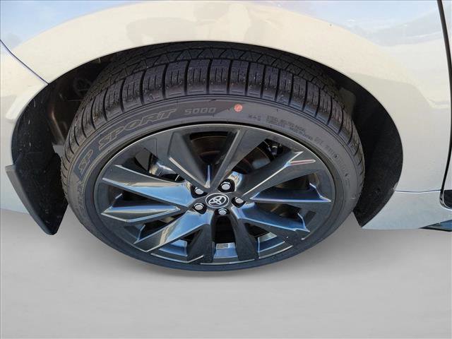 Used 2026 Toyota Corolla SE FWD image 11