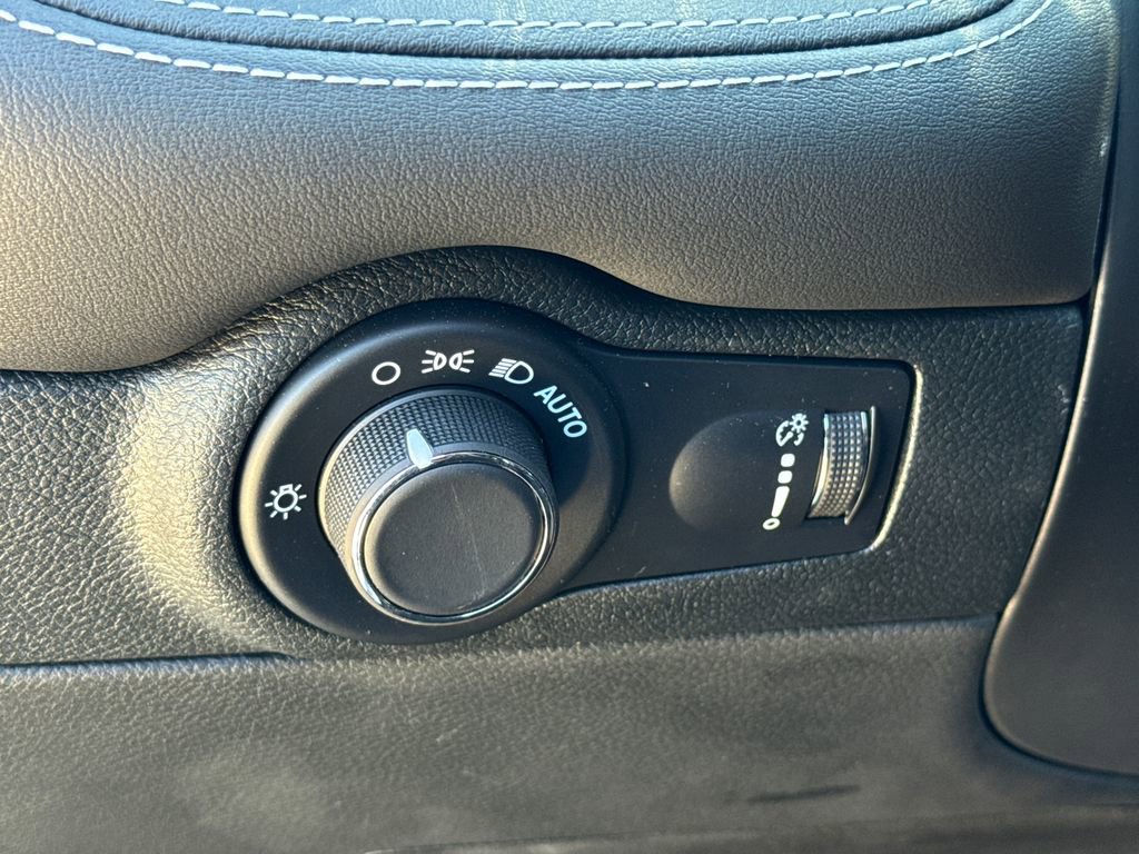 Used 2024 Dodge Durango SRT AWD/4WD image 25