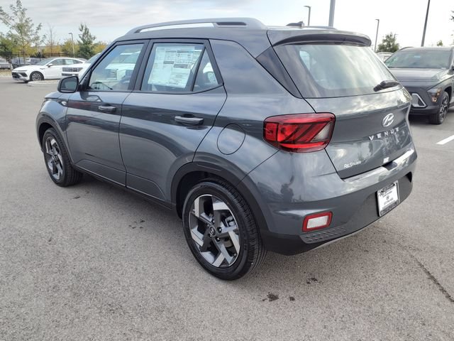 Certified 2026 Hyundai Venue SEL FWD image 9