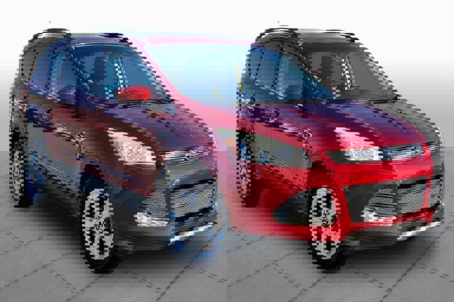 Used 2016 Ford Escape SE w/ Equipment Group 201A image 3