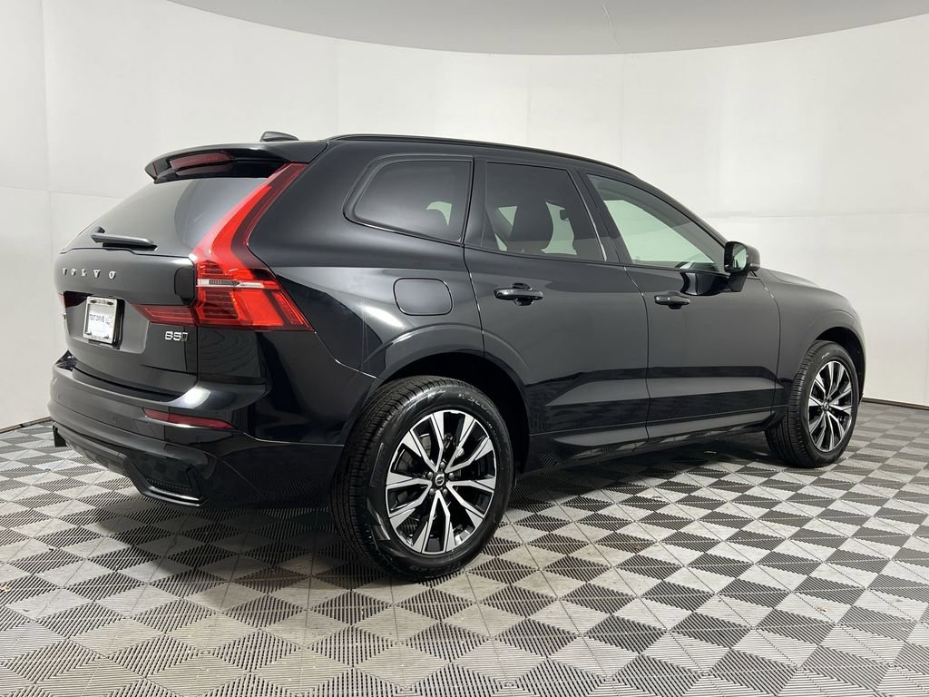 Certified 2025 Volvo XC60 B5 Core w/ Climate Package image 10