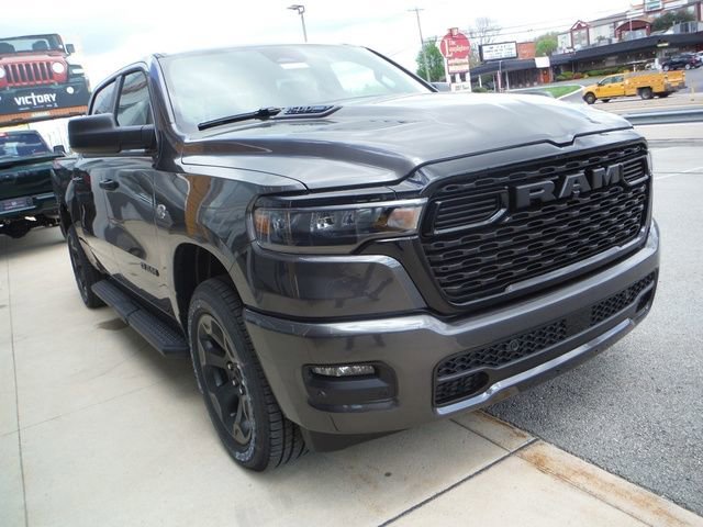 New 2026 RAM 1500 Express AWD/4WD image 10