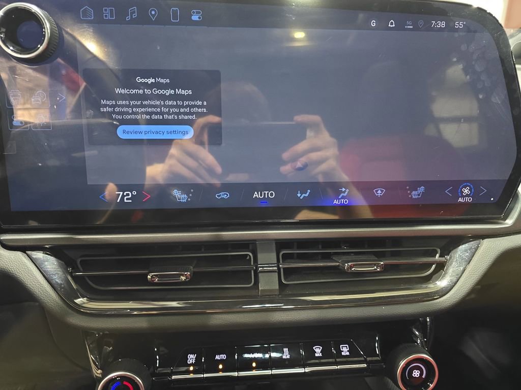 New 2025 Chevrolet Equinox EV RS w/ LPO, Illumination Package image 23