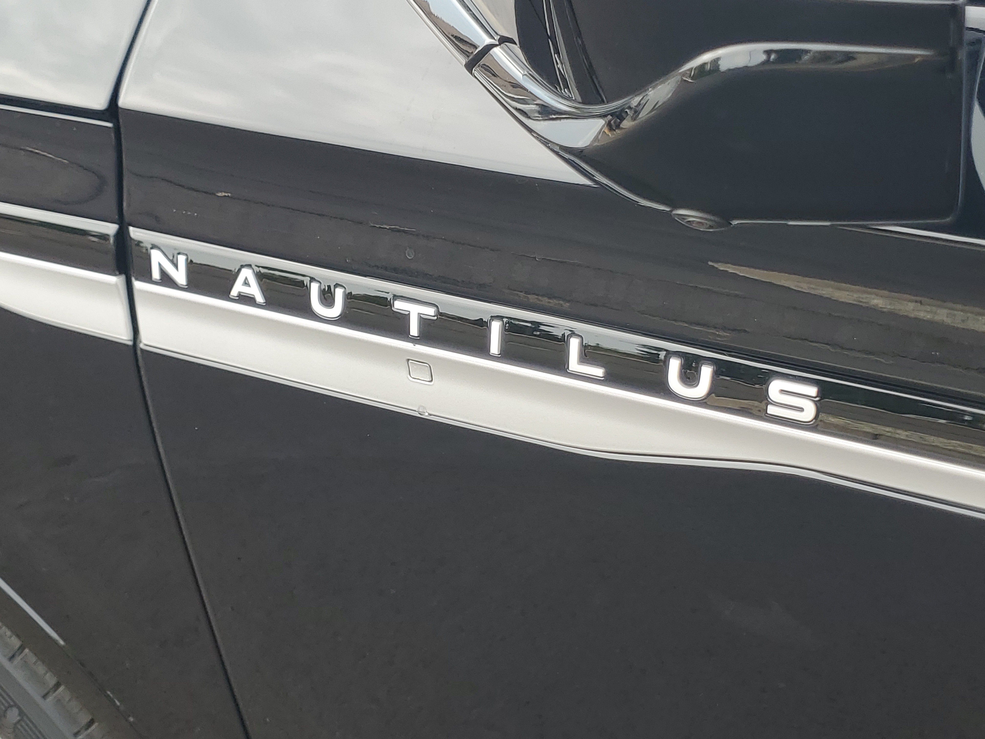 New 2026 Lincoln Nautilus Reserve AWD/4WD image 7