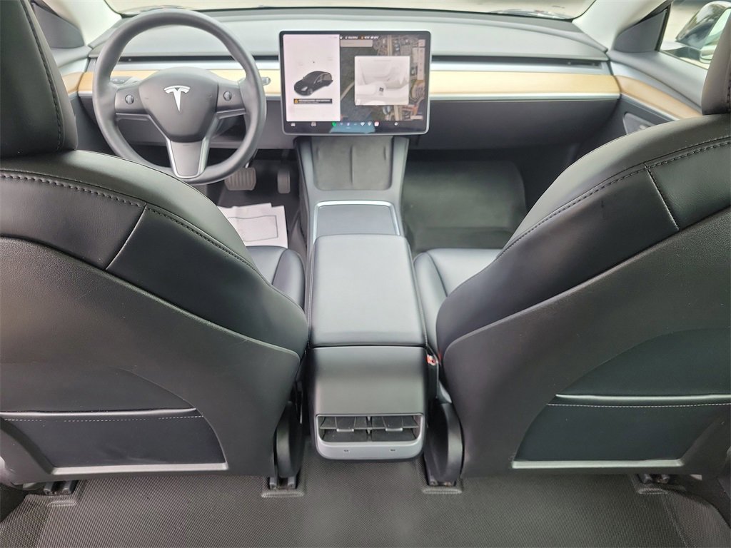 Used 2021 Tesla Model 3 Standard Range Plus image 15