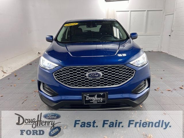 Used 2024 Ford Edge SEL image 2