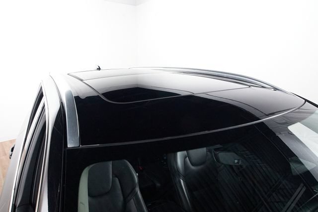 Certified 2023 Volvo XC90 B6 Ultimate w/ Protection Package Premier AWD/4WD image 5