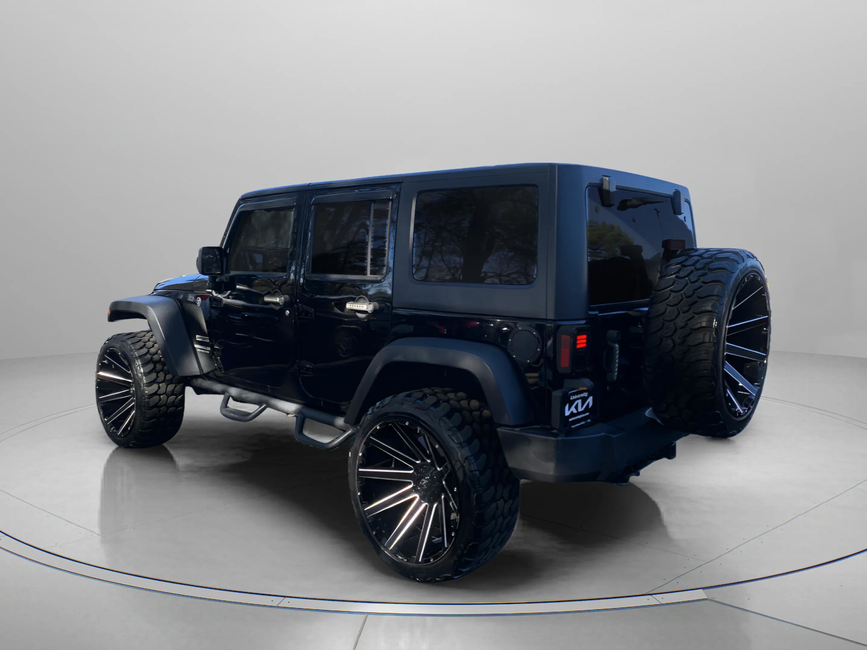 Used 2017 Jeep Wrangler Unlimited Sport w/ Connectivity Group image 6