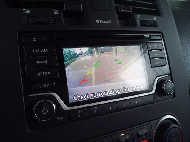 Used 2017 Nissan Leaf S image 19