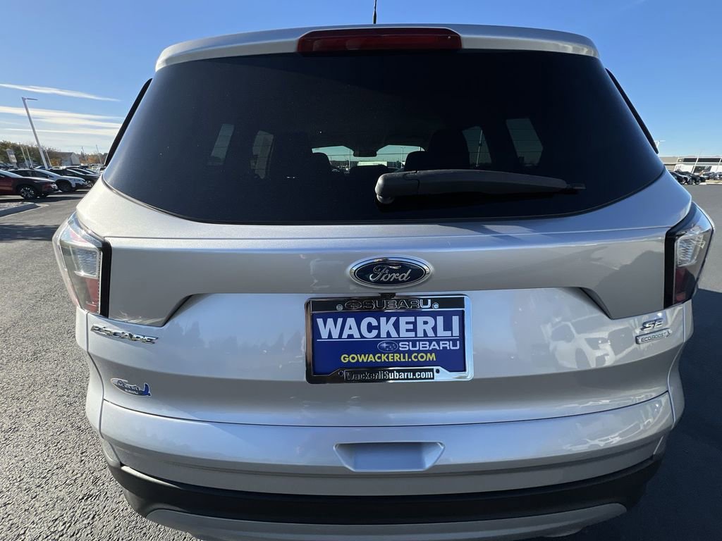 Used 2018 Ford Escape SE image 30