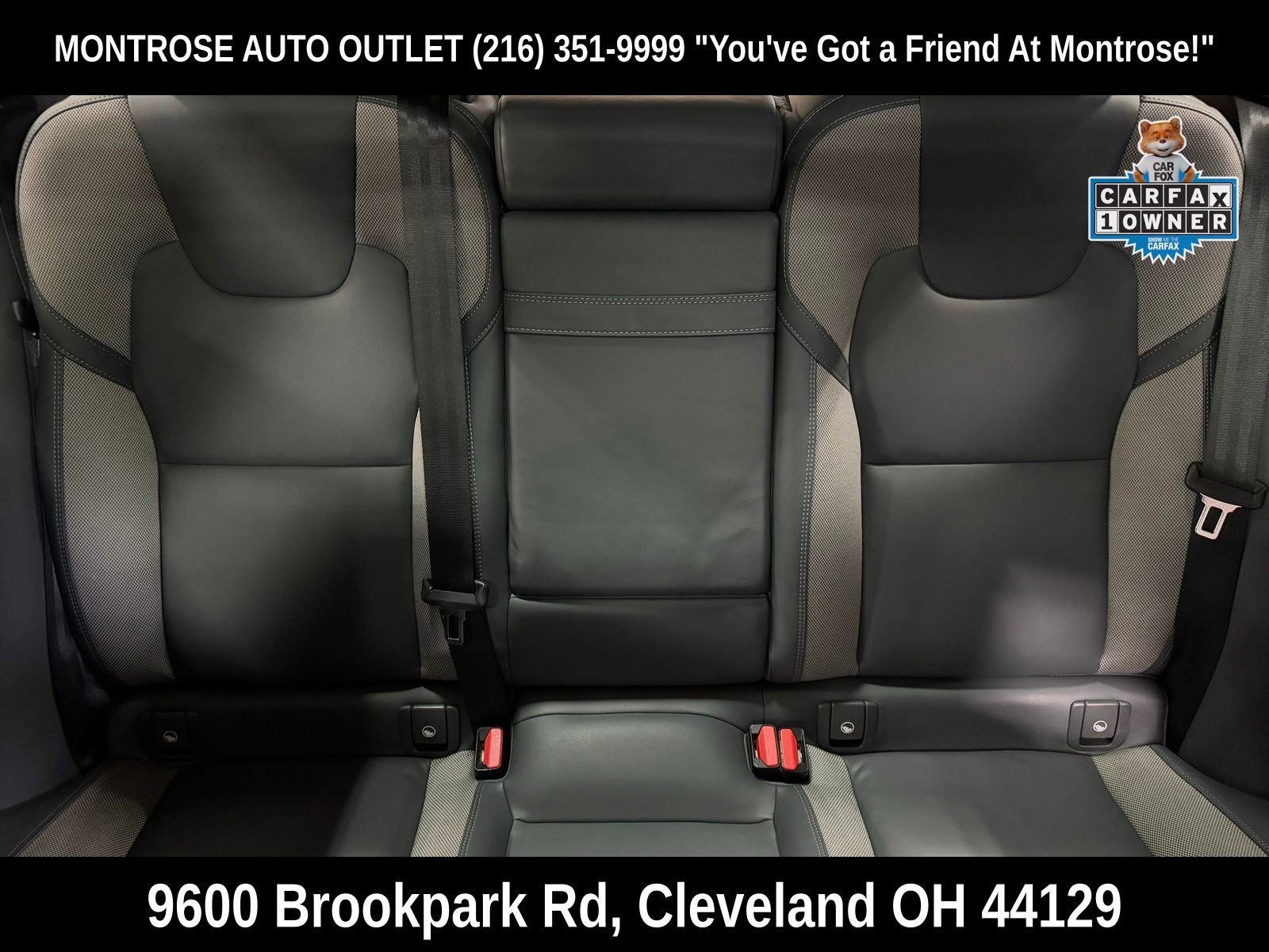 Used 2022 Volvo XC60 T8 R-Design w/ Advanced Package image 34