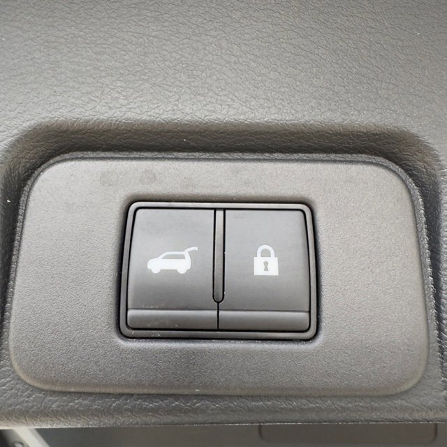 Used 2024 Nissan Rogue SL image 14