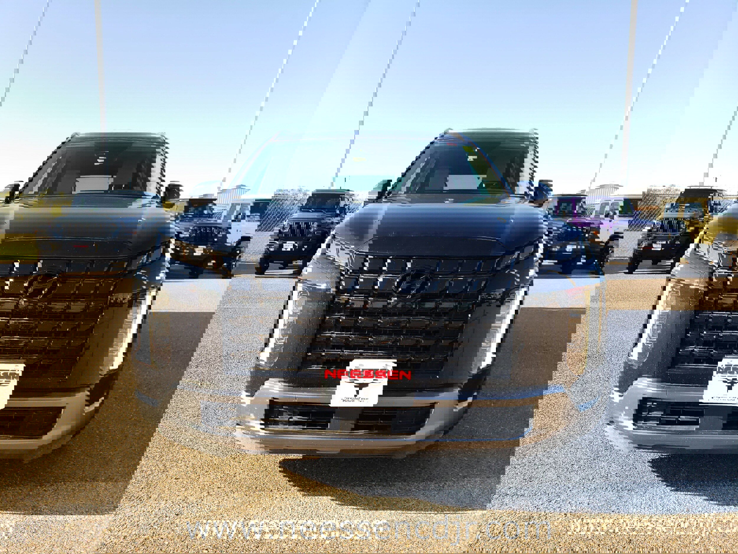 Used 2025 Hyundai Palisade SEL image 2
