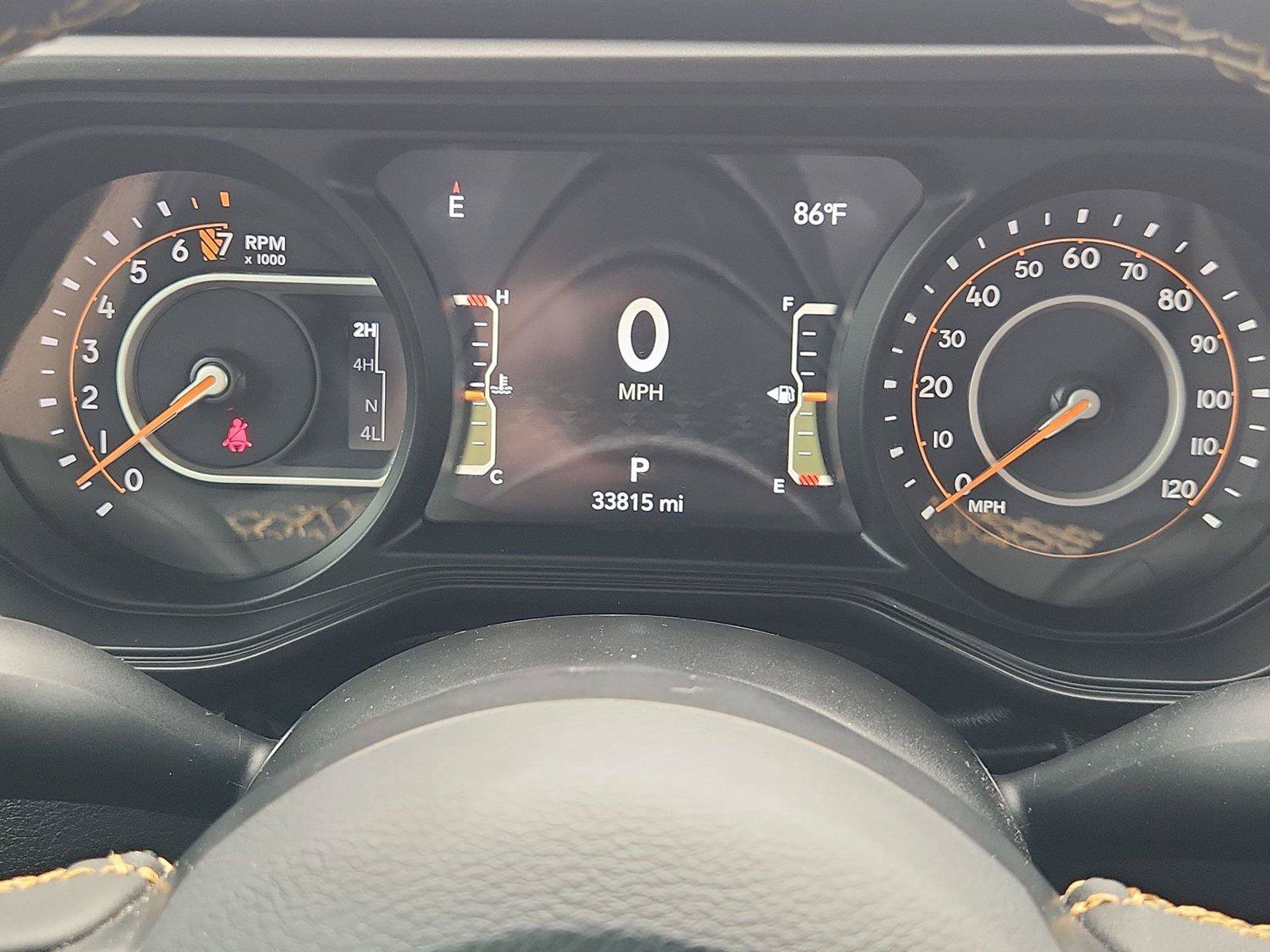 Used 2024 Jeep Gladiator Sport AWD/4WD image 12