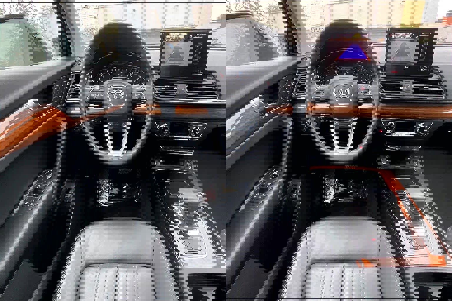 Used 2023 Audi Q5 2.0T Premium w/ Convenience Package image 8