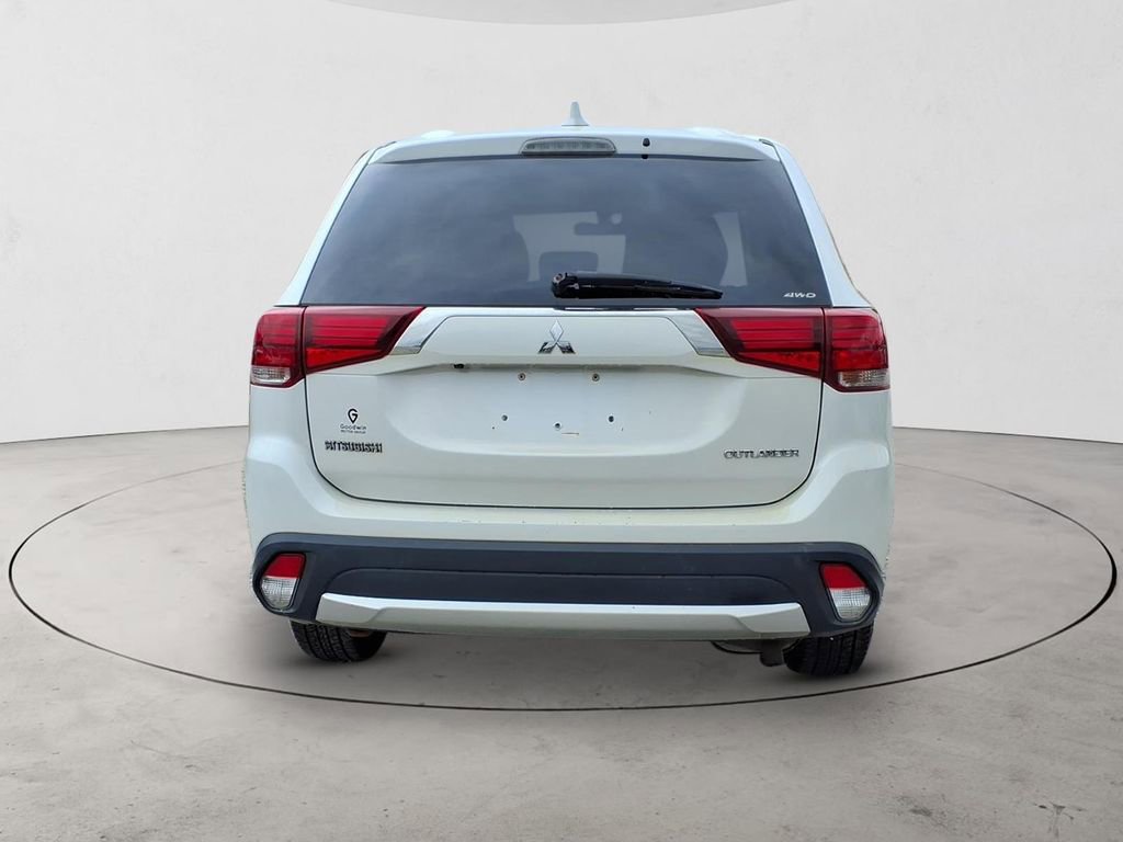Used 2017 Mitsubishi Outlander ES image 7