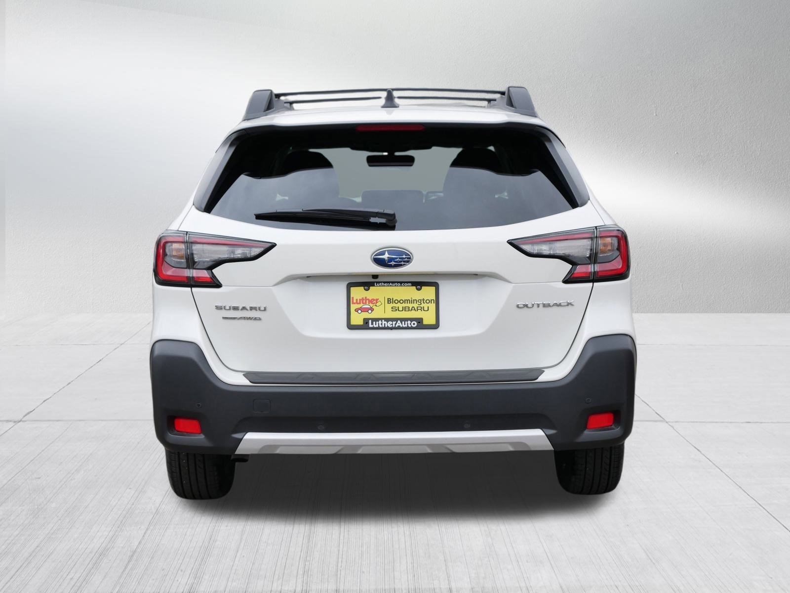 Certified 2025 Subaru Outback Limited image 6