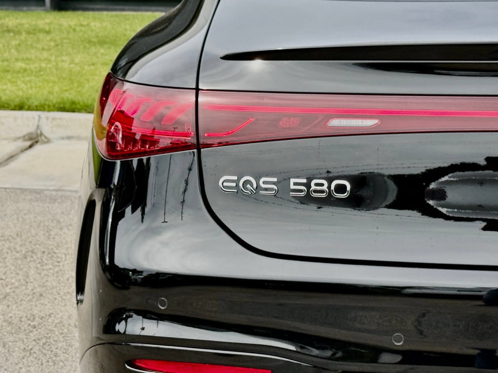New 2026 Mercedes-Benz EQS 580 4MATIC Sedan image 13