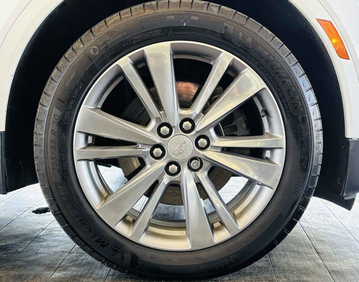 Used 2024 Cadillac XT5 Premium Luxury w/ LPO, Floor Liner Package AWD/4WD image 31