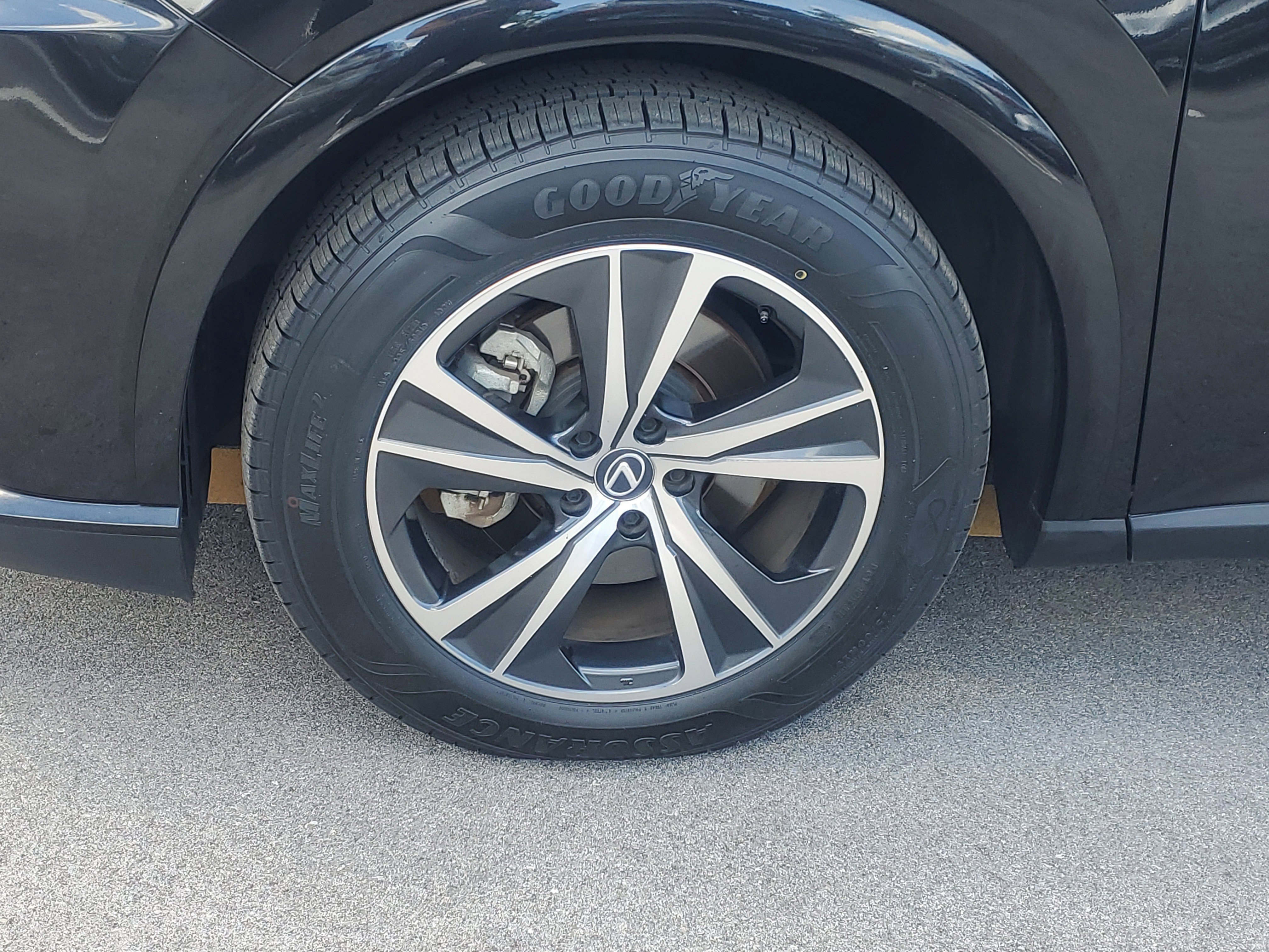 Used 2023 Lexus RX 350 FWD image 4