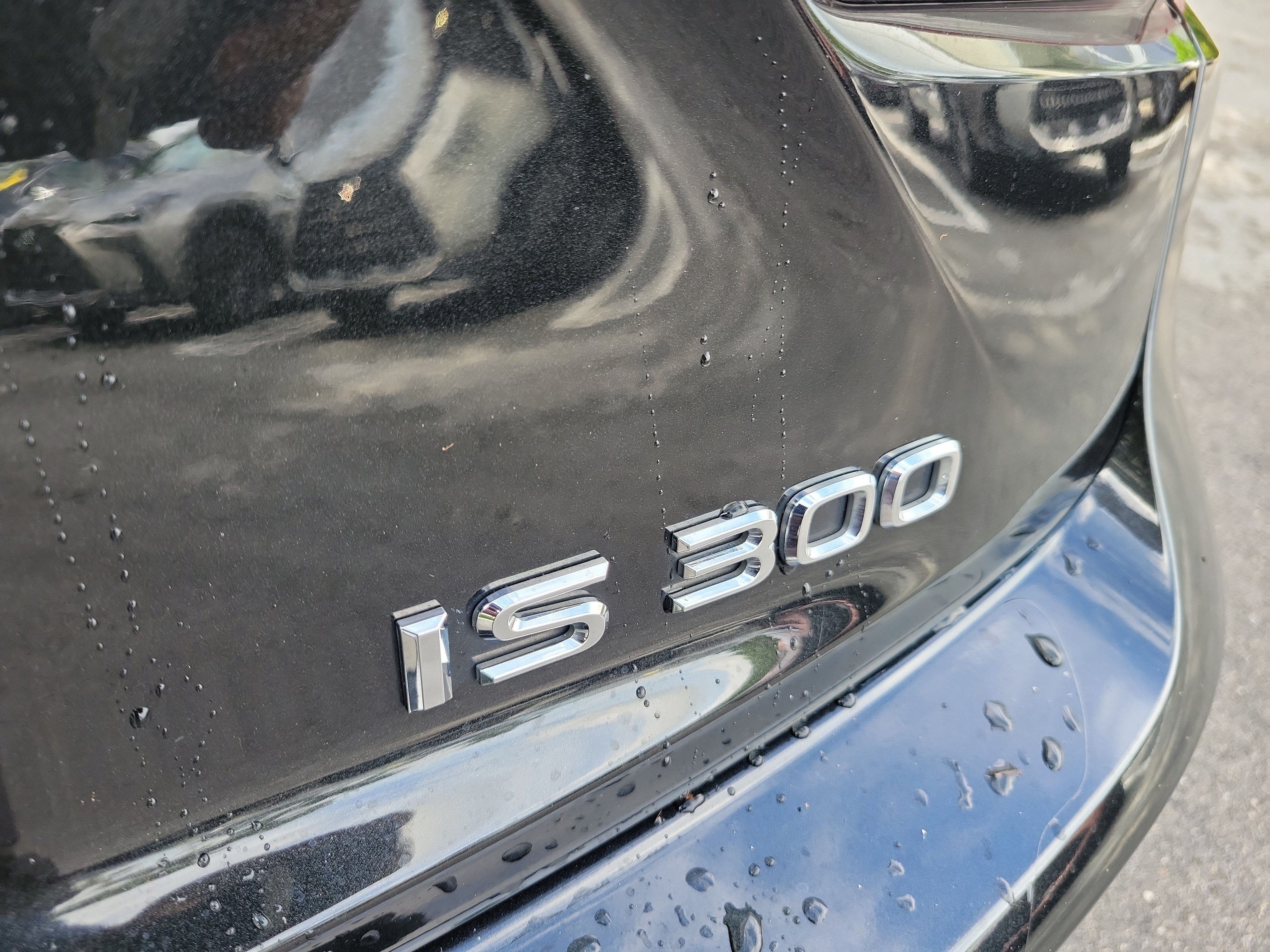 Used 2019 Lexus IS 300 w/ Premium Package RWD image 8