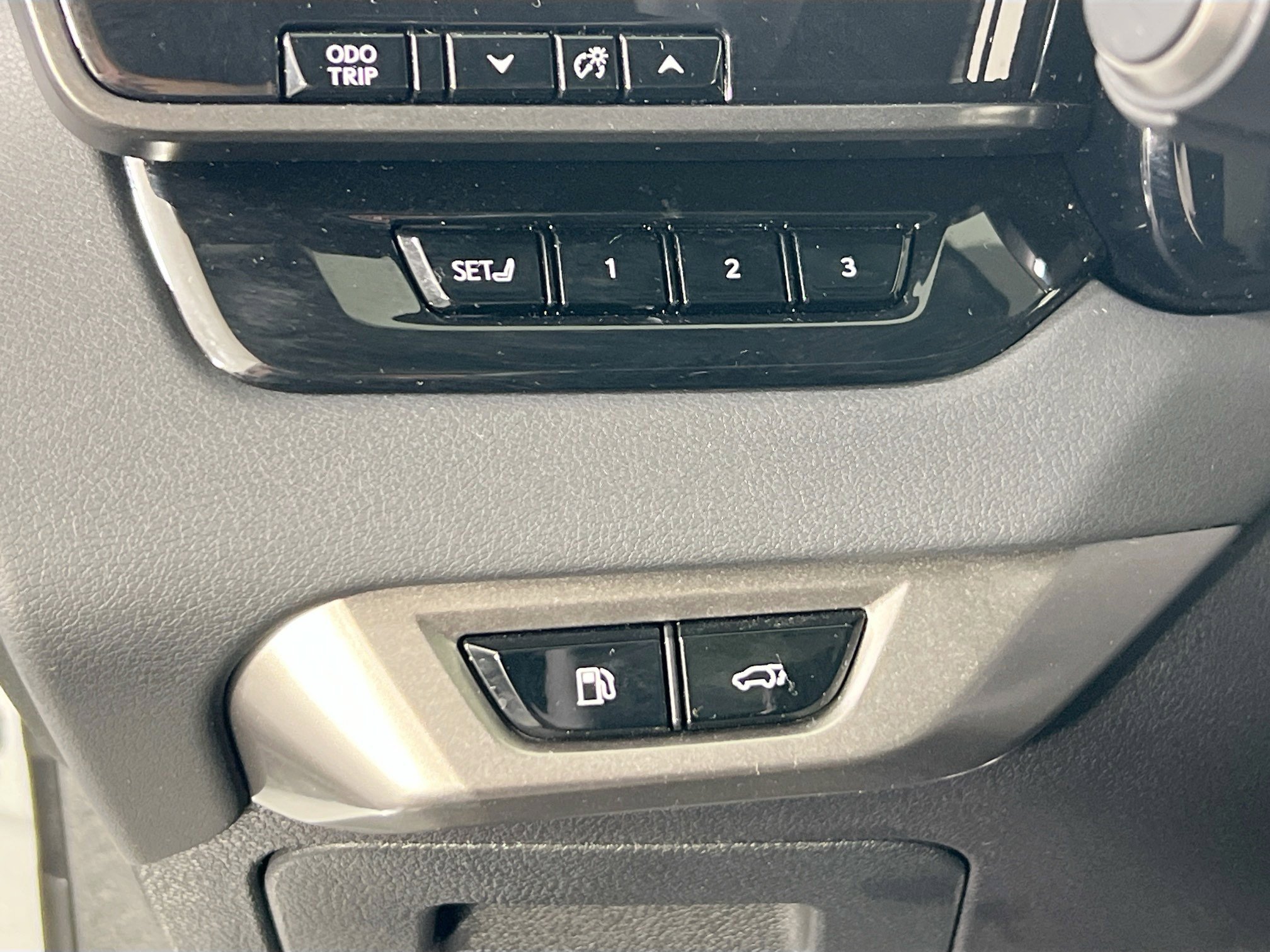 Used 2025 Lexus RX 350 Premium image 10