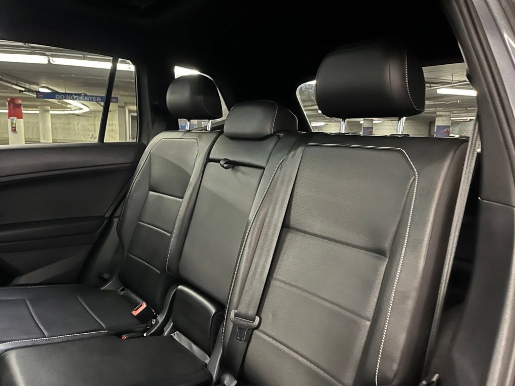 Used 2021 Volkswagen Tiguan SE R-Line AWD/4WD image 22