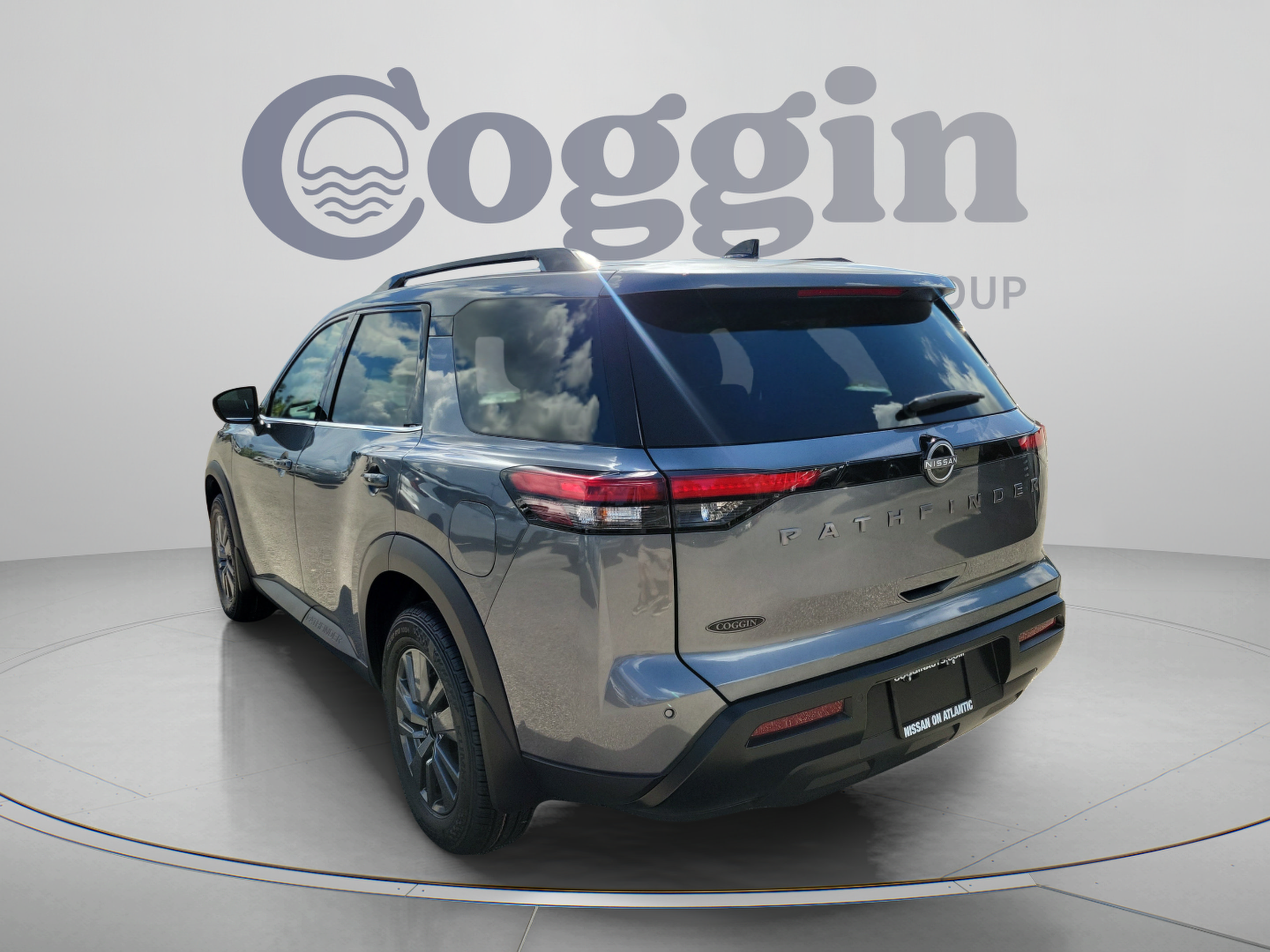 New 2026 Nissan Pathfinder SV w/ Cargo Package FWD image 3