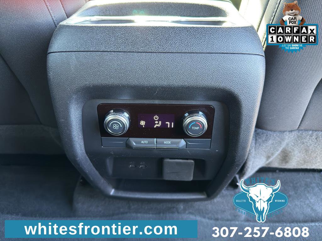 Used 2025 GMC Acadia Elevation image 13