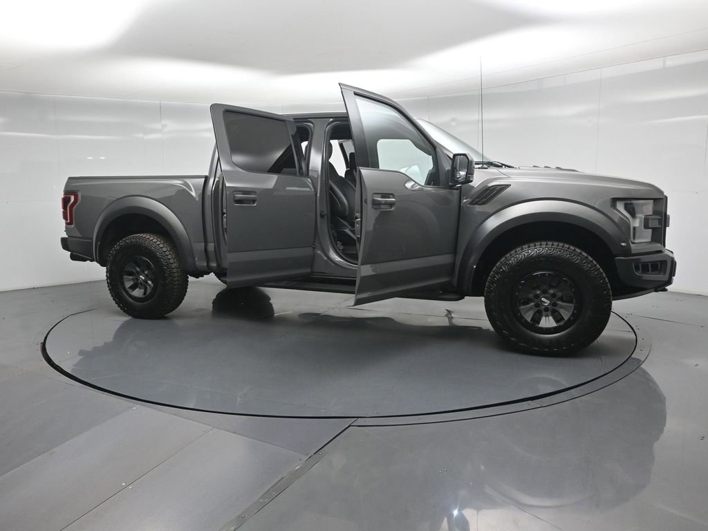 Used 2018 Ford F150 Raptor w/ Equipment Group 802A Luxury image 35