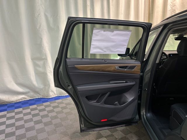 New 2026 Volkswagen Atlas SE image 23