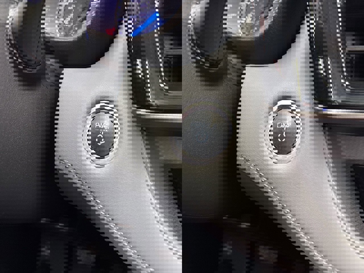 Certified 2024 Toyota Highlander XLE image 25