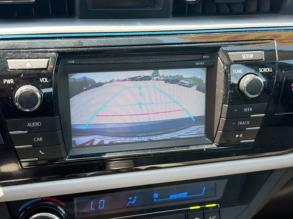 Used 2015 Toyota Corolla LE FWD image 29