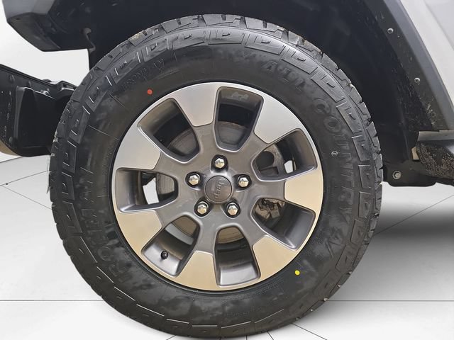 Used 2022 Jeep Wrangler Unlimited Sahara w/ Cold Weather Group AWD/4WD image 32