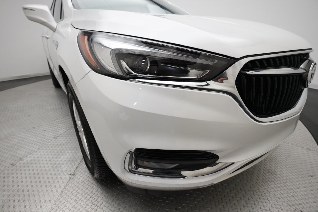 Used 2020 Buick Enclave Essence w/ Sound and Sites Package AWD/4WD image 22