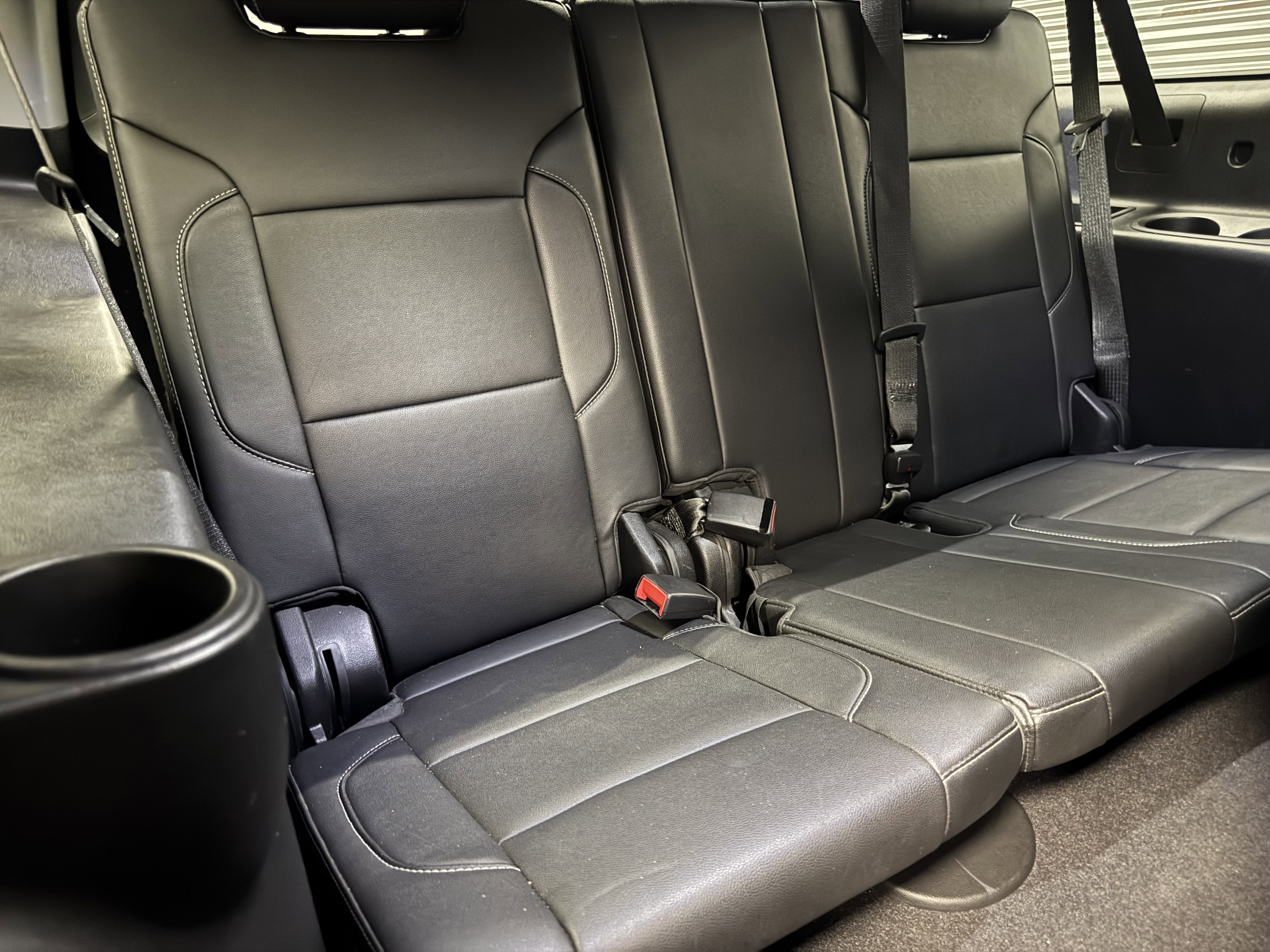 Used 2020 Chevrolet Suburban LT image 16