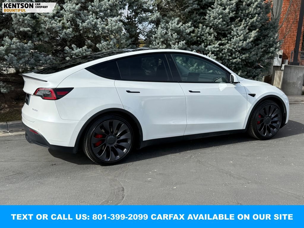 Used 2022 Tesla Model Y Performance image 9
