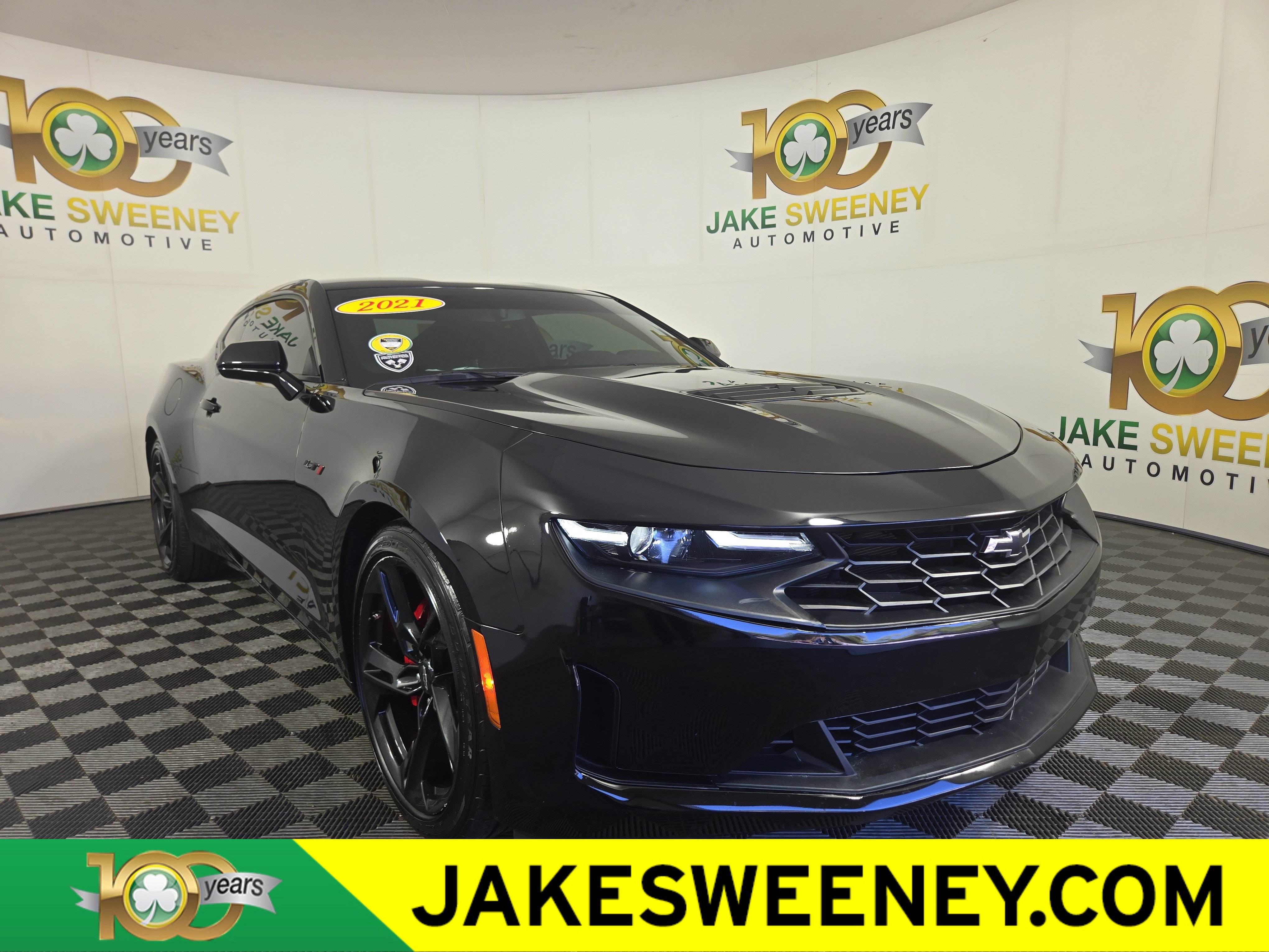 Certified 2021 Chevrolet Camaro LT image 1