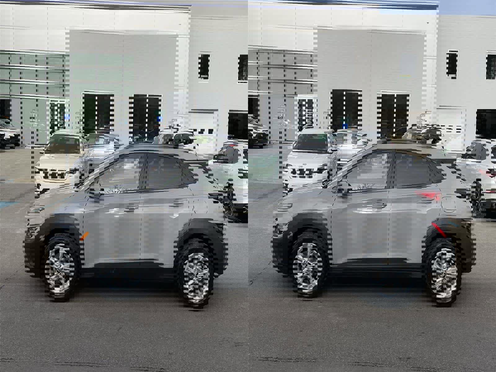 Used 2023 Hyundai Kona SEL image 2