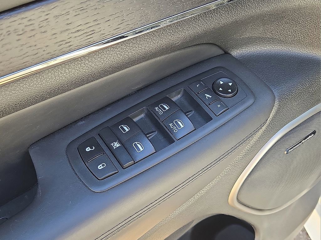 Used 2020 Jeep Grand Cherokee High Altitude AWD/4WD image 22