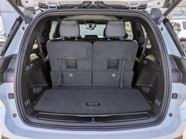 New 2026 Jeep Grand Cherokee L 4WD image 12