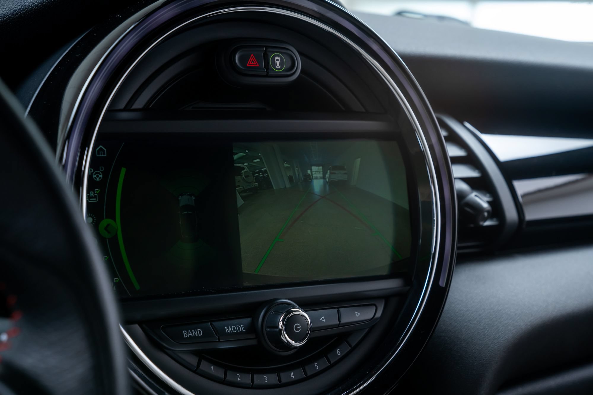 Used 2019 MINI Cooper S w/ Signature Upholstery Package FWD image 13