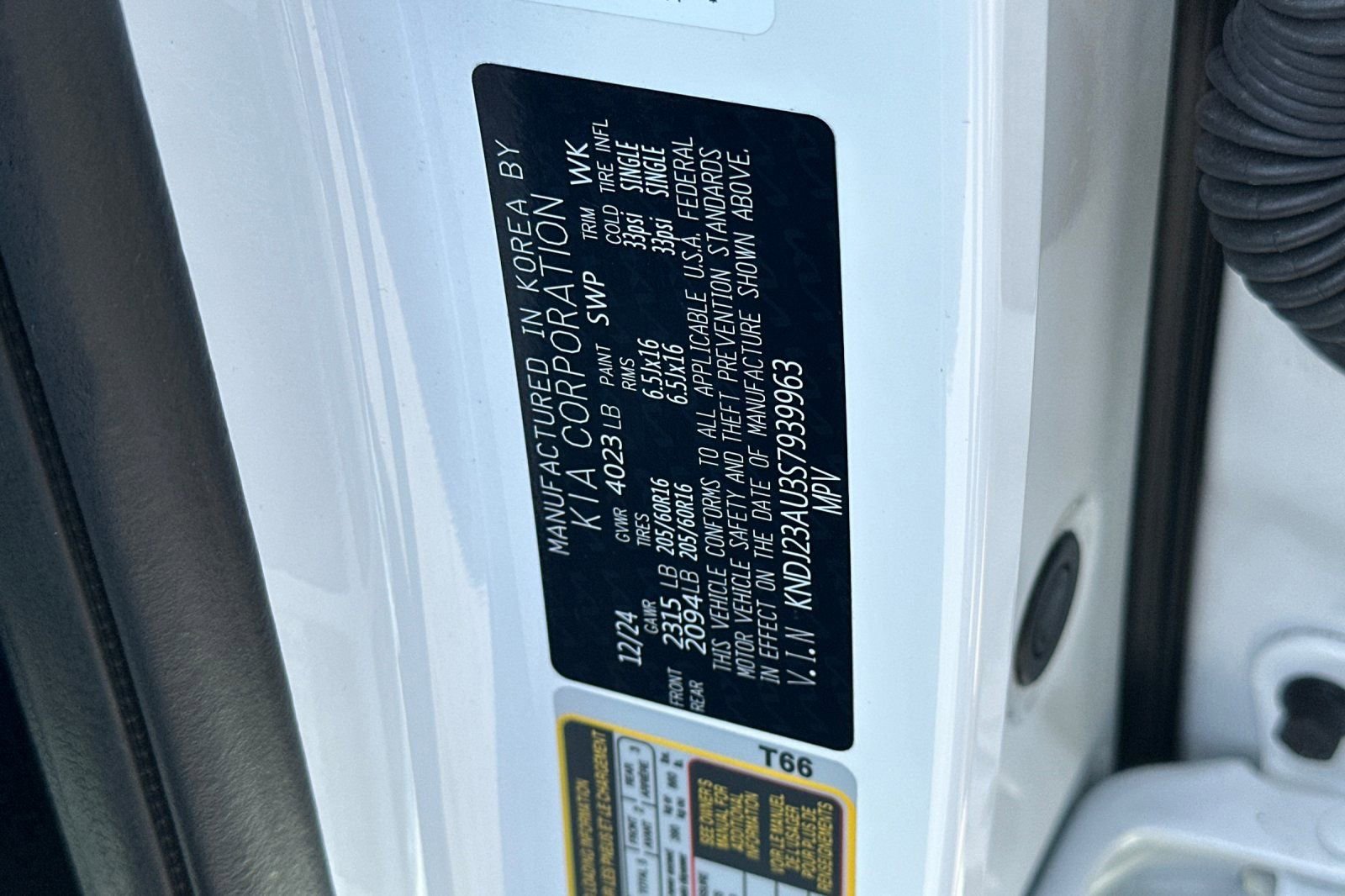 Used 2025 Kia Soul LX w/ LX Technology Package image 27