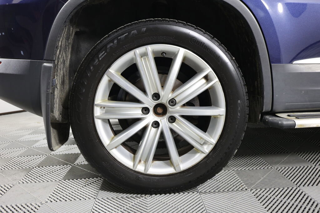 Used 2014 Volkswagen Tiguan SEL image 7