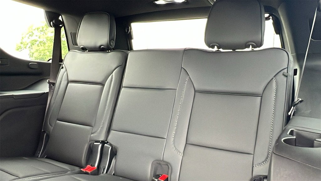 Used 2025 GMC Yukon Denali image 34