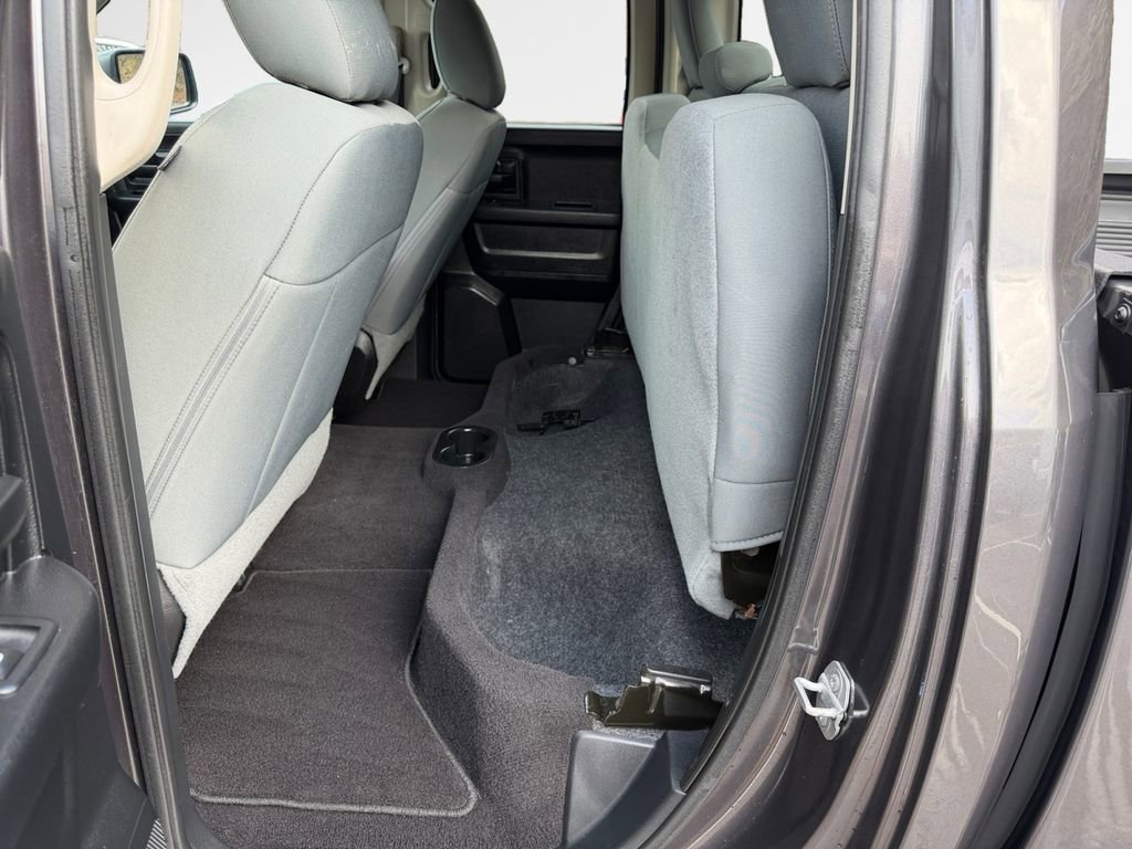 Used 2015 RAM 1500 Express image 14