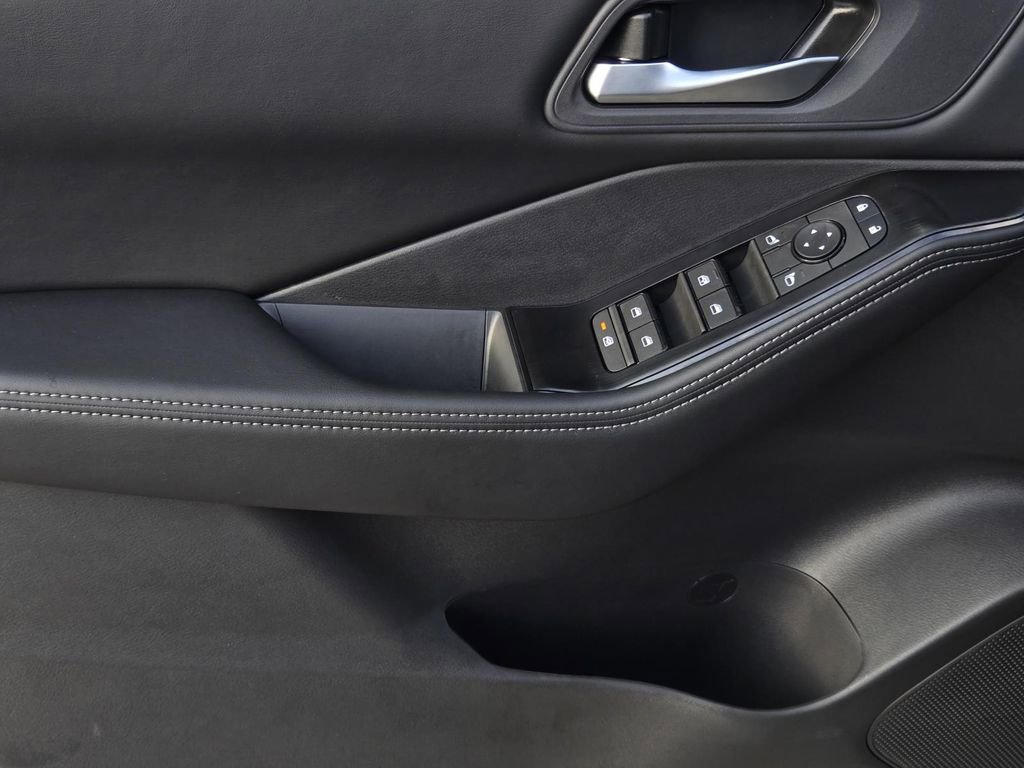 New 2026 Nissan Rogue SV image 16